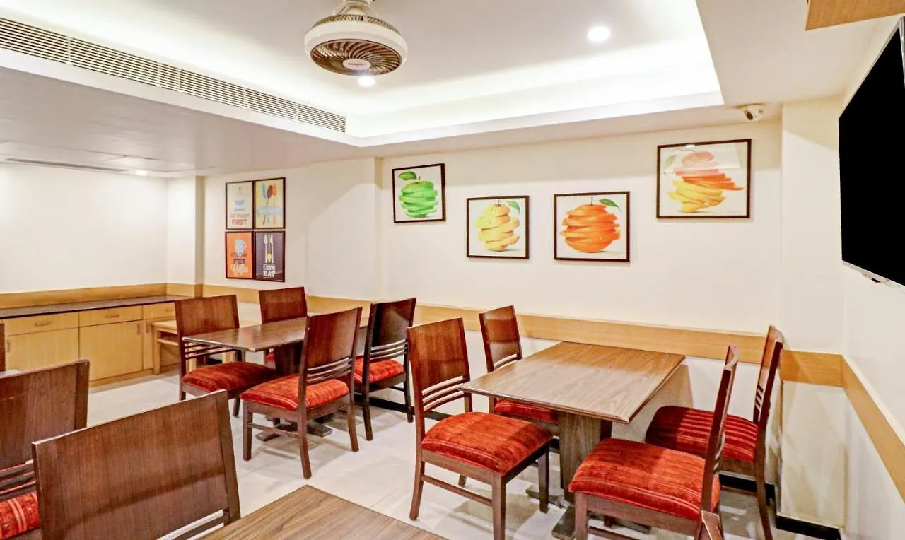 Treebo Galaxy Rooms New Delhi