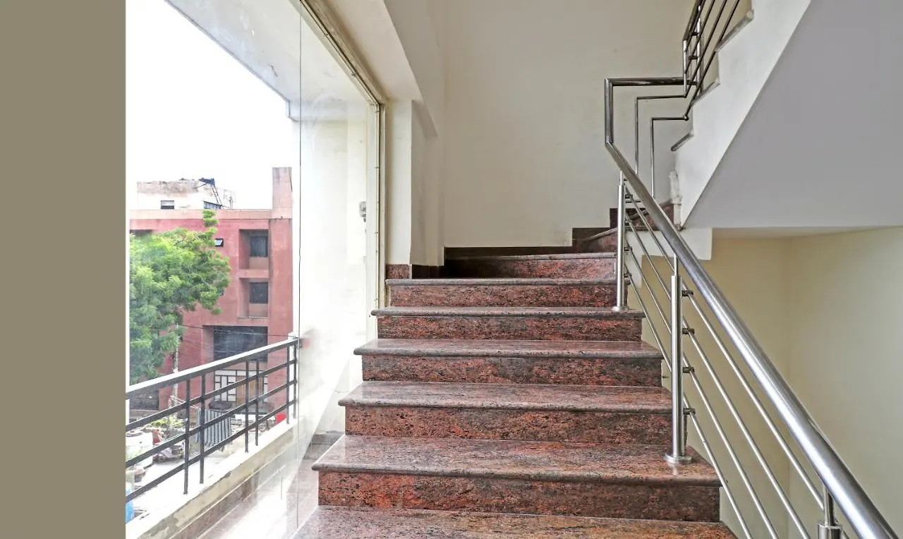 *** Hotel Treebo Galaxy Rooms New Delhi India